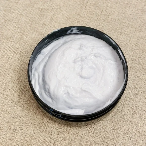 Limited Edition The Body Shop Bluebell Body Butter Melt 200ml - Picture 4 of 4